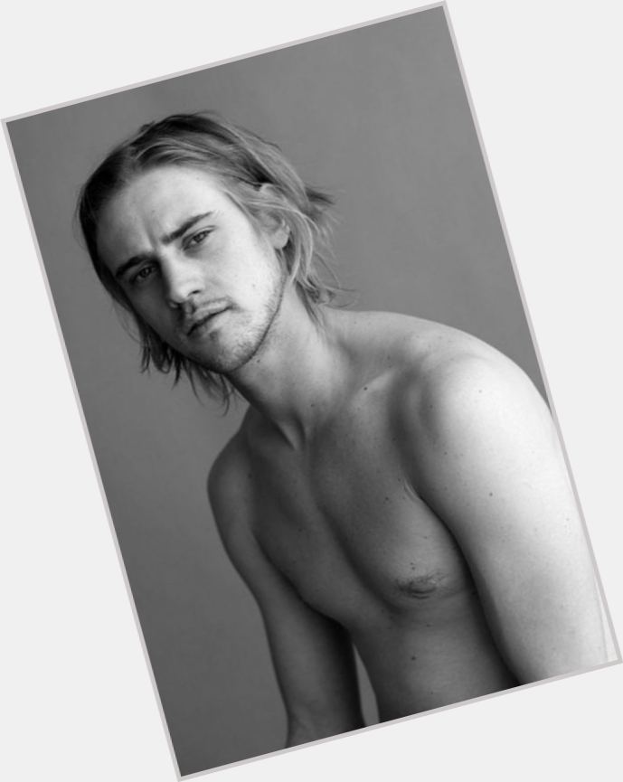Boyd Holbrook exclusive hot pic 4.jpg