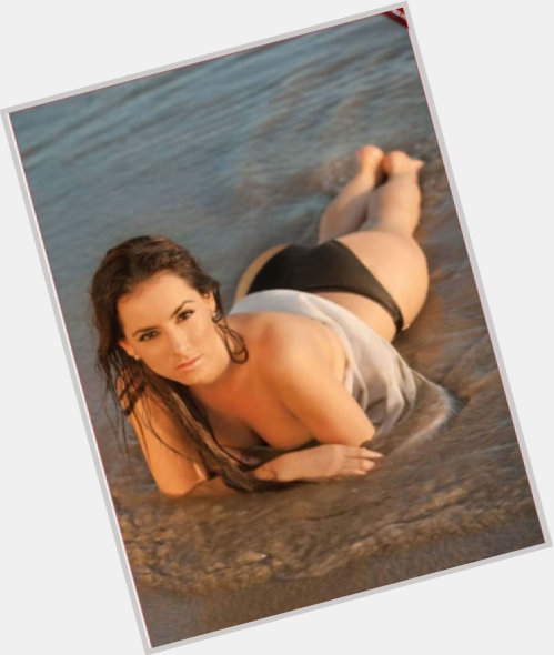 Claudia Lizaldi shirtless bikini