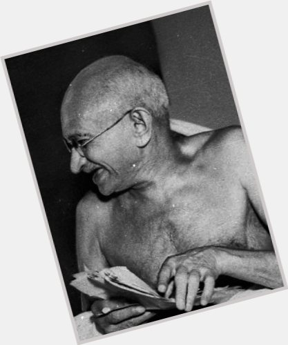 Mahatma Gandhi dating 9.jpg