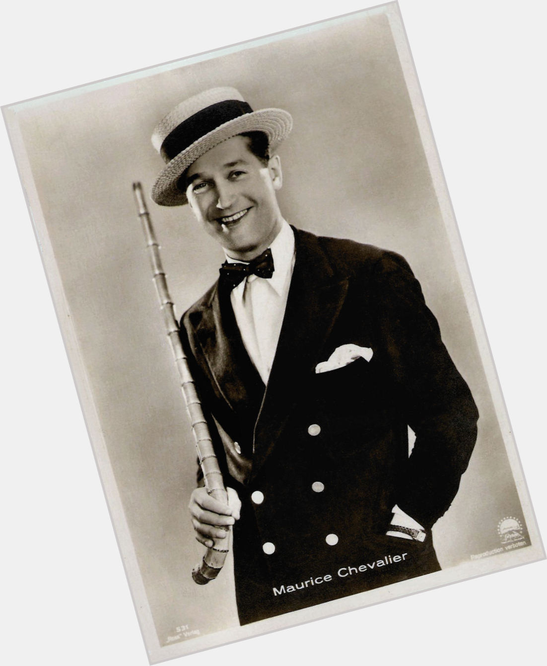 Maurice Chevalier sexy 11.jpg