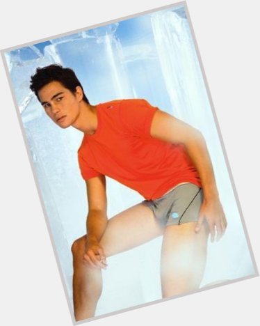 Phil Younghusband dating 10.jpg