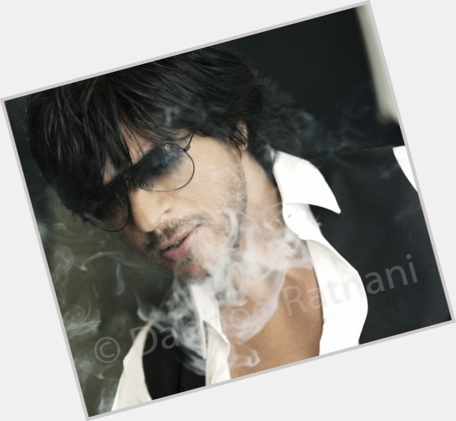Shah Rukh Khan young 8.jpg
