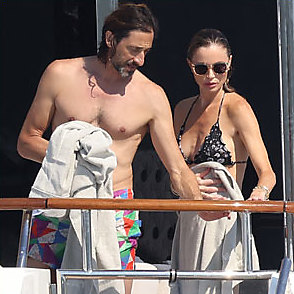 Adrien Brody latest sexy shirtless July 20, 2022, 1am