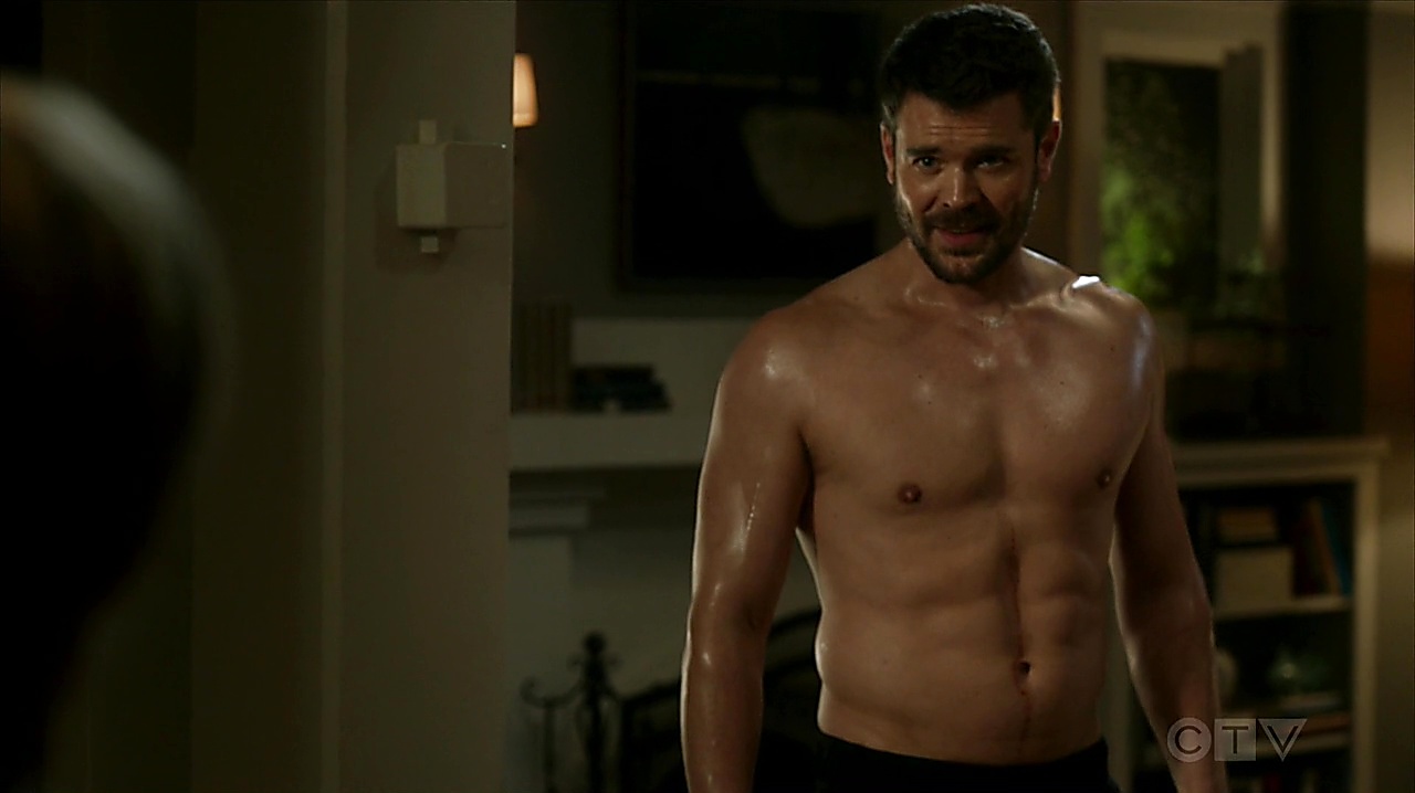 Charlie Weber How To Get Away With Murder S06E07 2019 11 10 1573416540 0