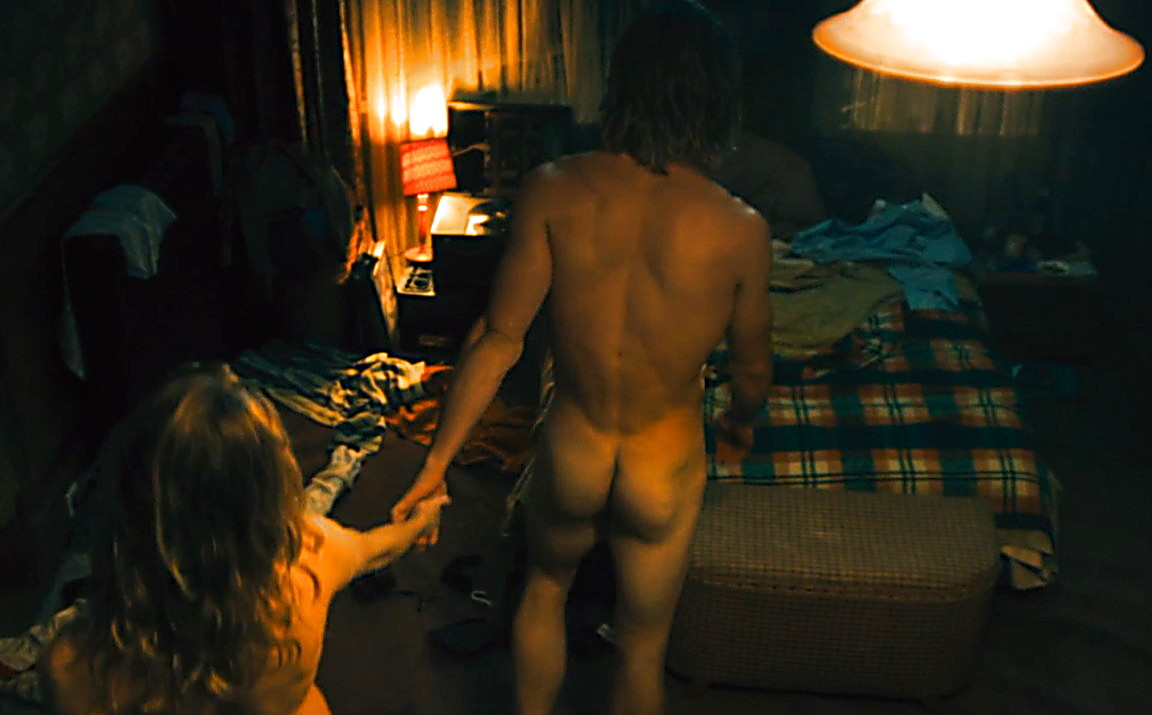 Chris Hemsworth sexy shirtless scene January 18, 2014, 6pm