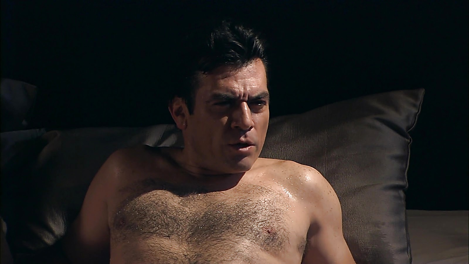 Jorge Salinas sexy shirtless scene February 5, 2020, 6am