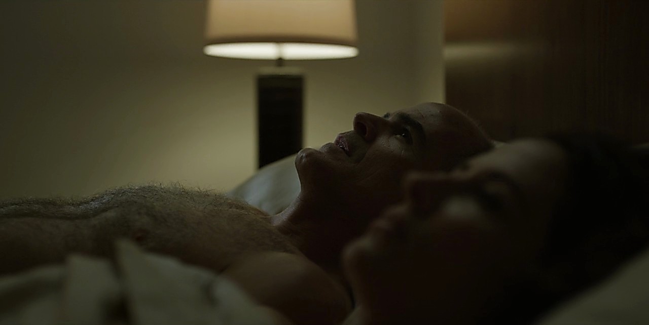 Michael Kelly sexy shirtless scene May 30, 2017, 12pm