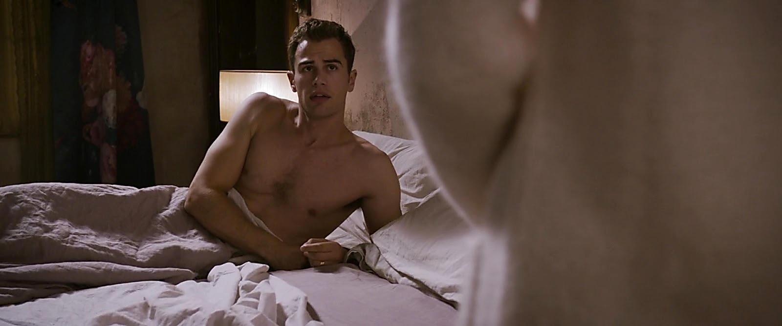 Athletic Body: Theo James Shirtless.