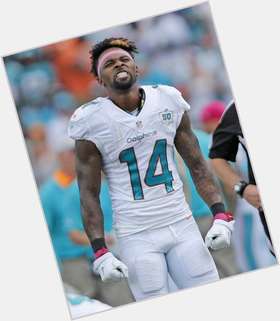 <a href="/hot-men/jarvis-landry/is-he-browns-left-handed-good-playing-tonight">Jarvis Landry</a> Athletic body,  black hair & hairstyles