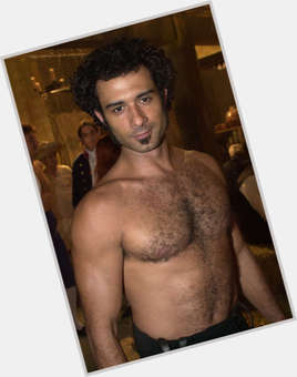 <a href="/hot-men/marcos-pasquim/is-he-bi-2014">Marcos Pasquim</a> Athletic body,  dark brown hair & hairstyles