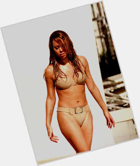 Mariah Carey light brown hair & hairstyles Voluptuous body, 