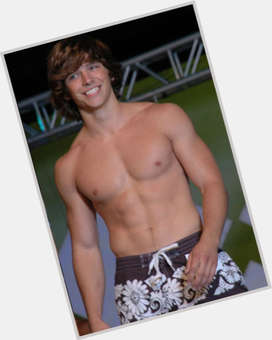 <a href="/hot-men/tim-urban/is-he-married-related-keith-single-mormon-where">Tim Urban</a> Athletic body,  dark brown hair & hairstyles