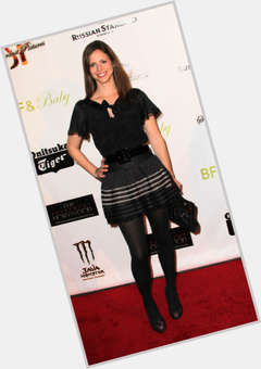 <a href="/hot-women/andrea-savage/is-she-pregnant-married-tall">Andrea Savage</a> Slim body,  dark brown hair & hairstyles