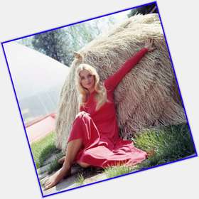 Barbara Bouchet Slim body,  blonde hair & hairstyles