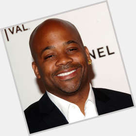 <a href="/hot-men/damon-dash/is-he-related-stacey-broke-sick-married-shark">Damon Dash</a> Athletic body,  dark brown hair & hairstyles