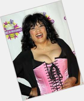 <a href="/hot-women/jackee-harry/is-she-biracial-delta-married-animal-practice-twin">Jackee Harry</a> Average body,  black hair & hairstyles