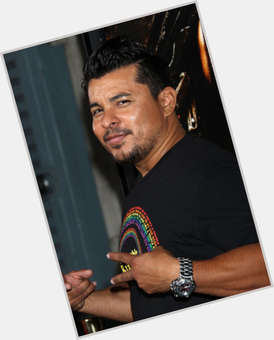 <a href="/hot-men/jacob-vargas/is-he-sons-anarchy-married-tall-much-worth">Jacob Vargas</a> Average body,  black hair & hairstyles