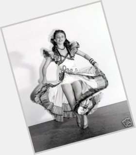 <a href="/hot-women/joan-leslie/is-she-still-living-alive-actress-where-today">Joan Leslie</a> Slim body,  red hair & hairstyles