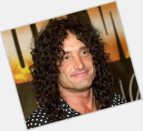 <a href="/hot-men/kevin-dubrow/is-he-died-death-where-buried-tall-much">Kevin Dubrow</a>  dark brown hair & hairstyles