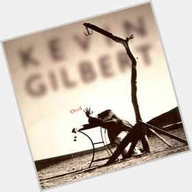 <a href="/hot-men/kevin-gilbert/is-he-where-buried-why-famous">Kevin Gilbert</a> Athletic body,  dark brown hair & hairstyles