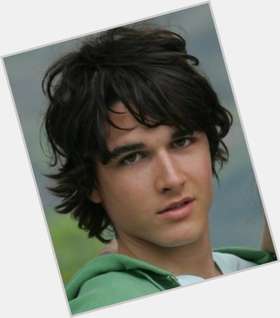 <a href="/hot-men/pierre-boulanger/is-he-married-dating-single-french-girlfriend-what">Pierre Boulanger</a> Athletic body,  dark brown hair & hairstyles