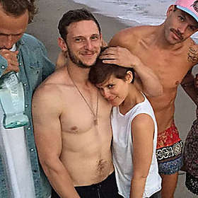 Jamie Bell New Shirtless Pic