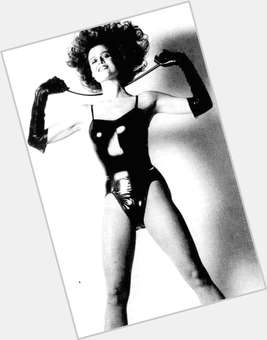 Sigourney Weaver light brown hair & hairstyles Athletic body, 