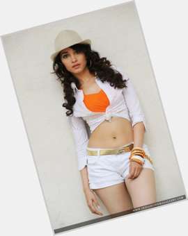 <a href="/hot-women/tamannaah-bhatia/is-she-bi-2014">Tamannaah Bhatia</a> Slim body,  dark brown hair & hairstyles