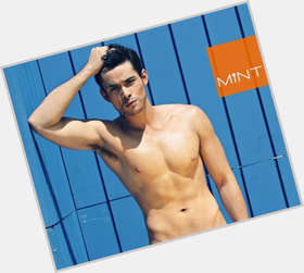 <a href="/hot-men/xian-lim/is-he-and-kim-chiu-dating-together-courting">Xian Lim</a> Athletic body,  black hair & hairstyles